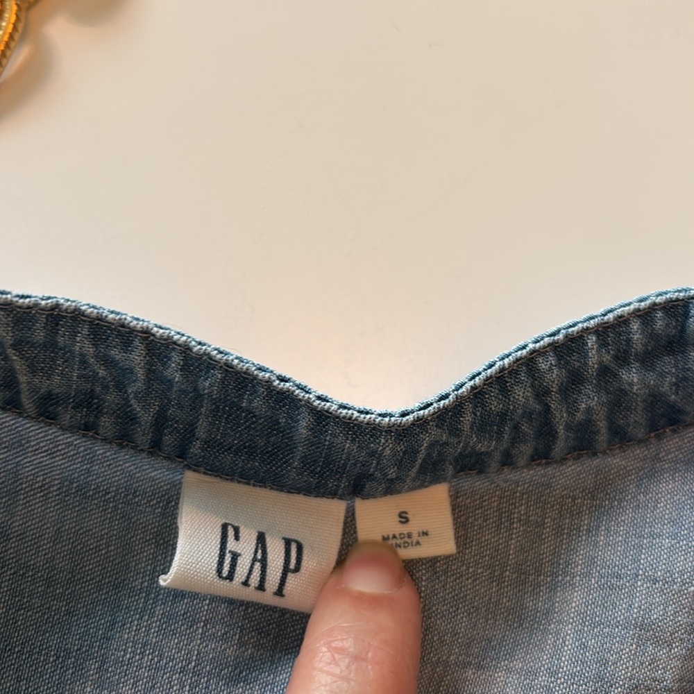 Gap Feminine Denim Top - Picture 5 of 6